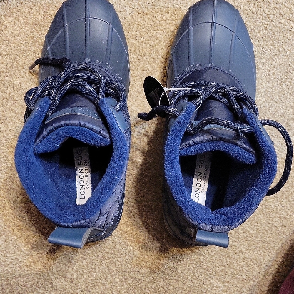 London Fog Size 6M Navy Blue Snow Boots